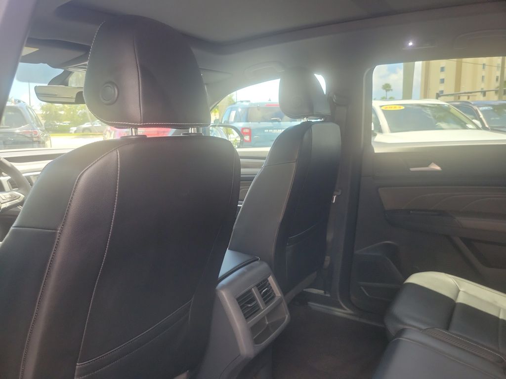 2021 Volkswagen Atlas Cross Sport SE w/Tech - Photo 11