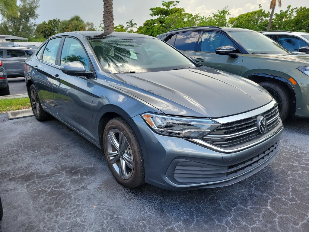 2023 Volkswagen Jetta SE - Photo 7