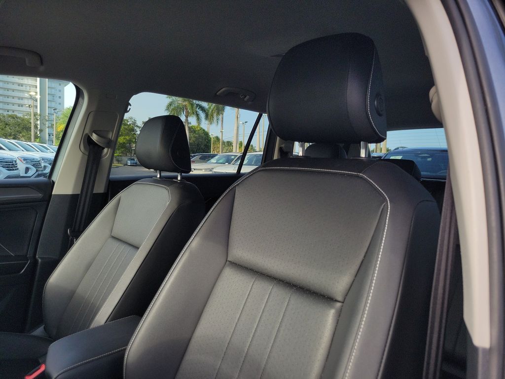 2023 Volkswagen Tiguan SE - Photo 19