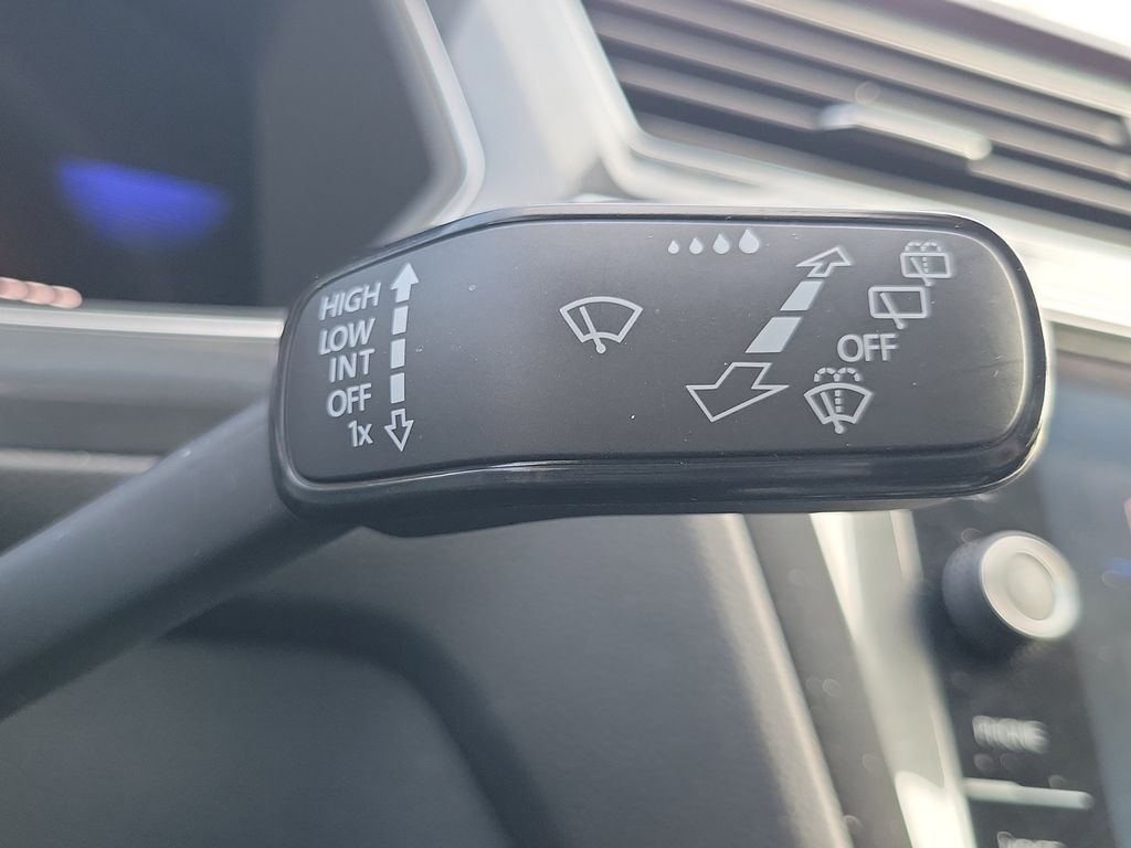 2024 Volkswagen Tiguan SE - Photo 23