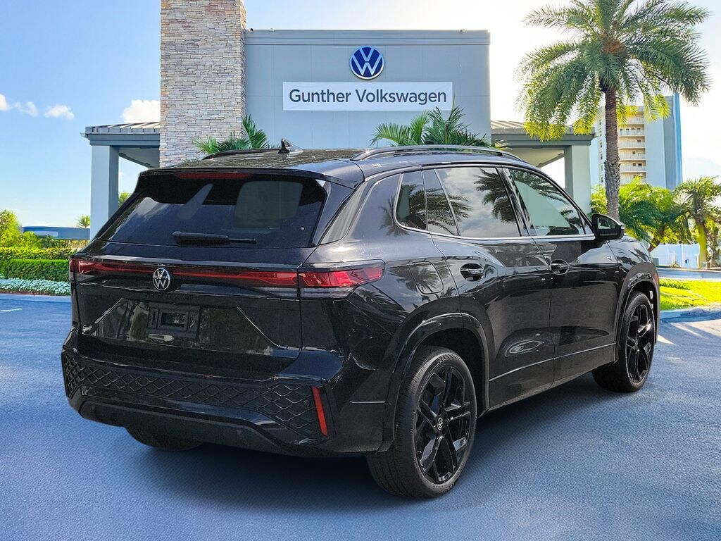 New 2026 Volkswagen Tiguan 2.0T SE R-Line Black SUV