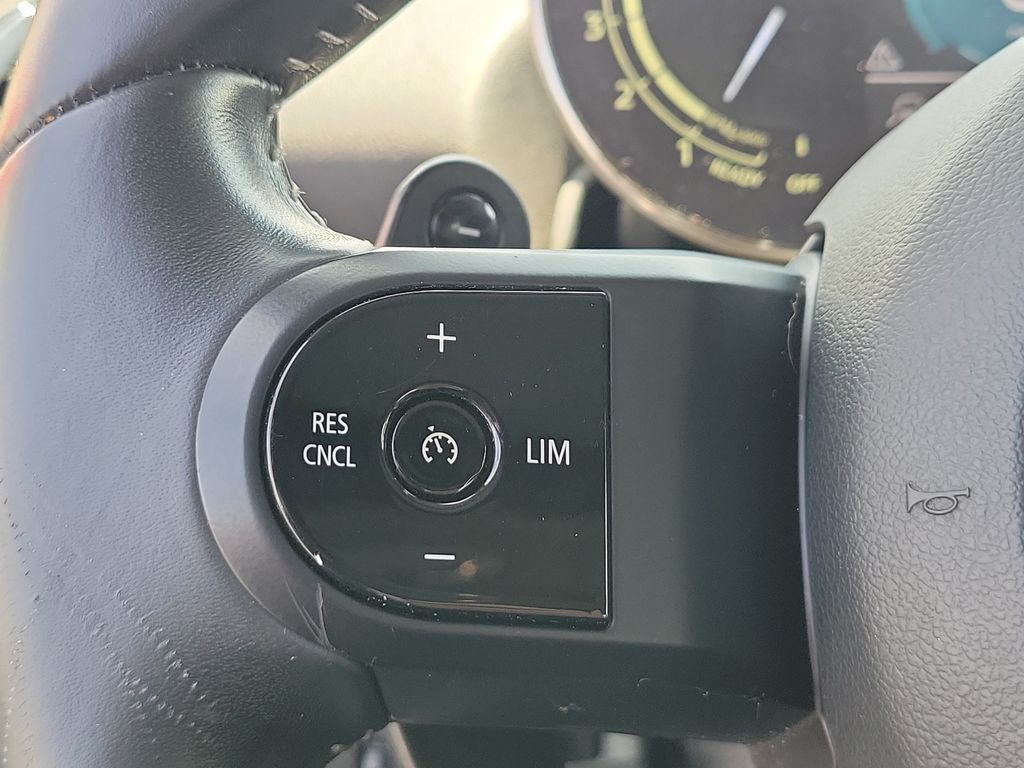2023 MINI Clubman S - Photo 22