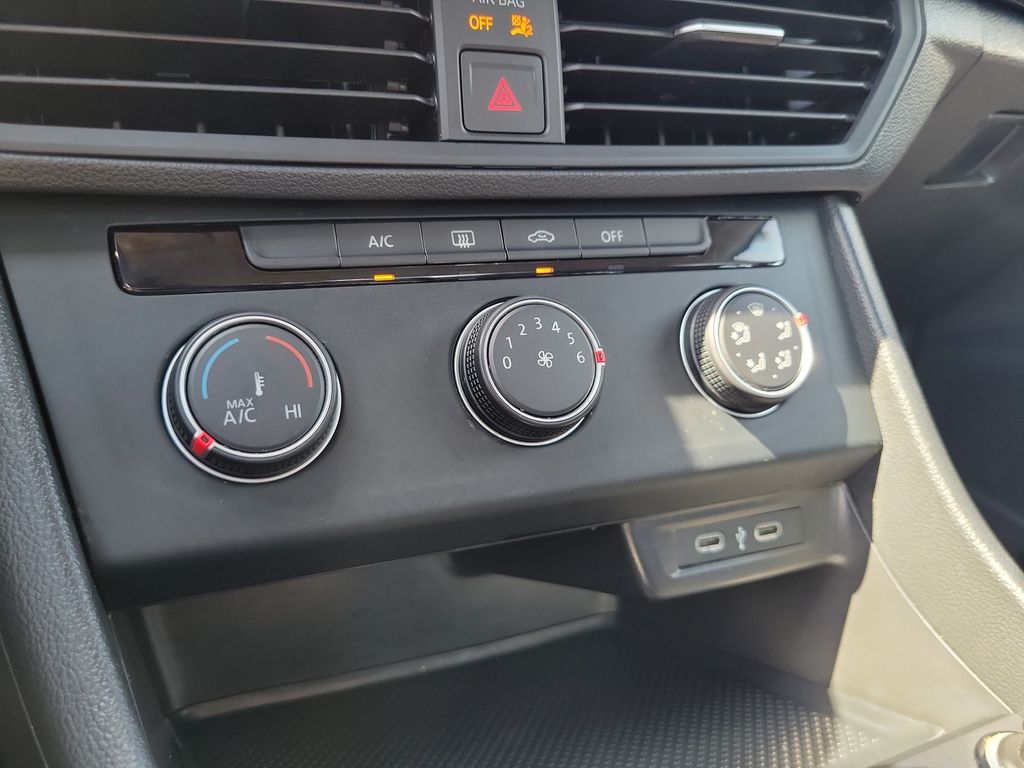 2024 Volkswagen Jetta S - Photo 22