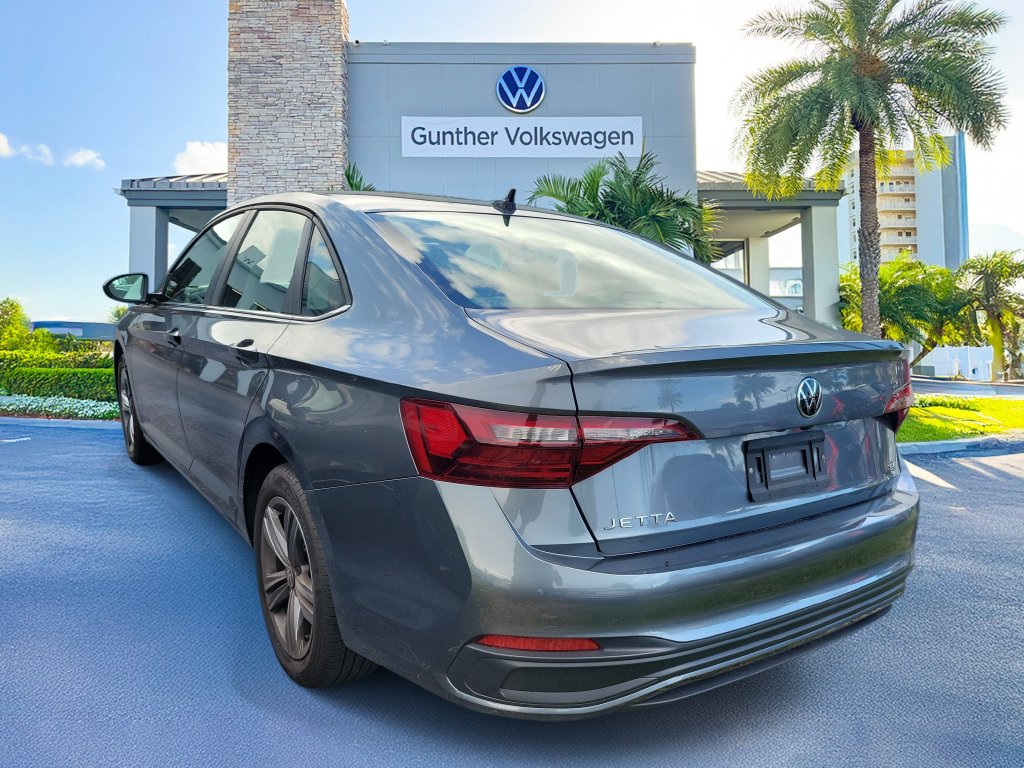 Used 2023 Volkswagen Jetta 1.5T SE Sedan