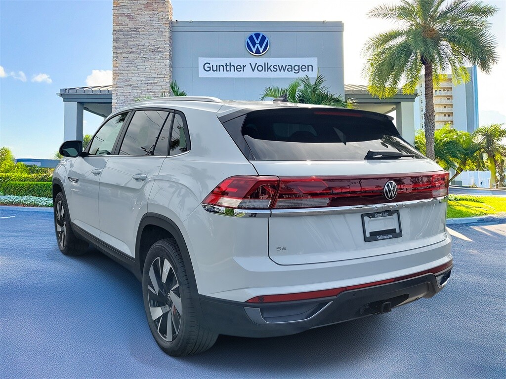 New 2026 Volkswagen Atlas Cross Sport 2.0T SE w/Technology SUV