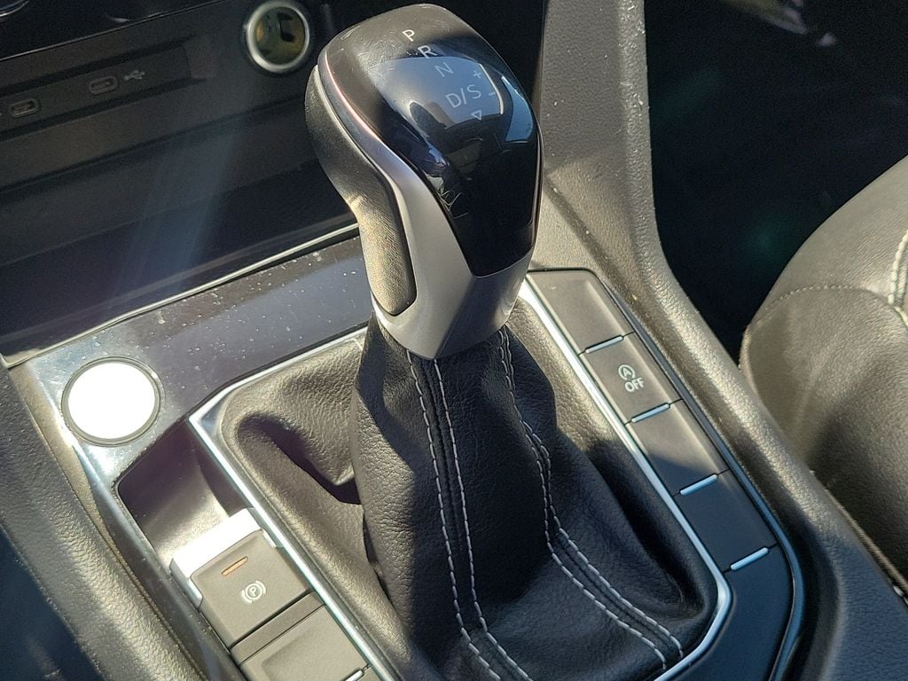 2023 Volkswagen Taos SE - Photo 28