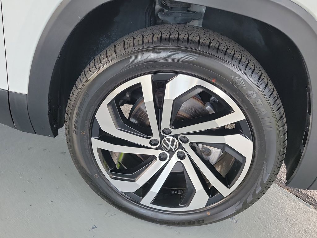 2022 Volkswagen Atlas SEL - Photo 9