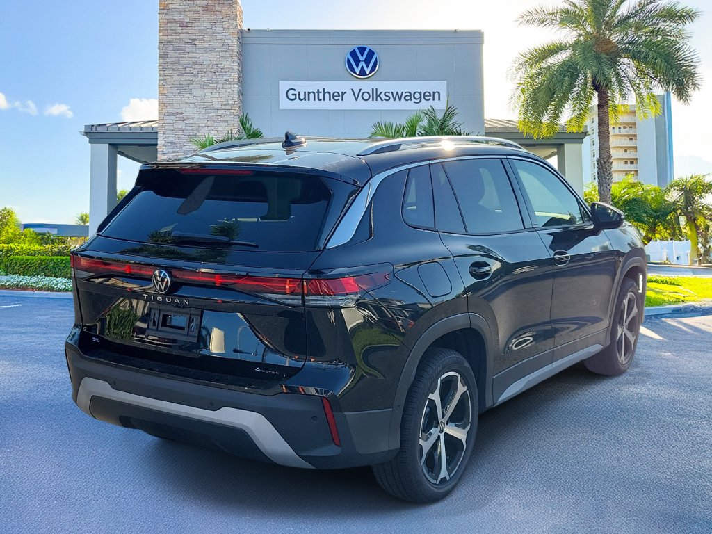 New 2026 Volkswagen Tiguan SE SUV