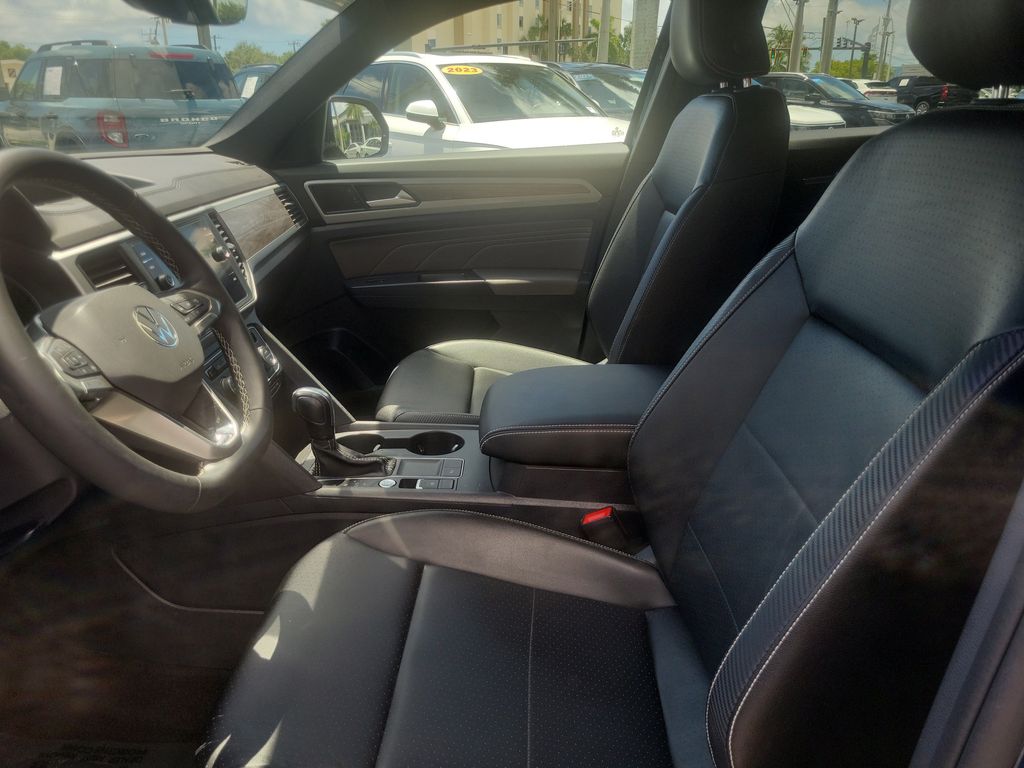 2021 Volkswagen Atlas Cross Sport SE w/Tech - Photo 17