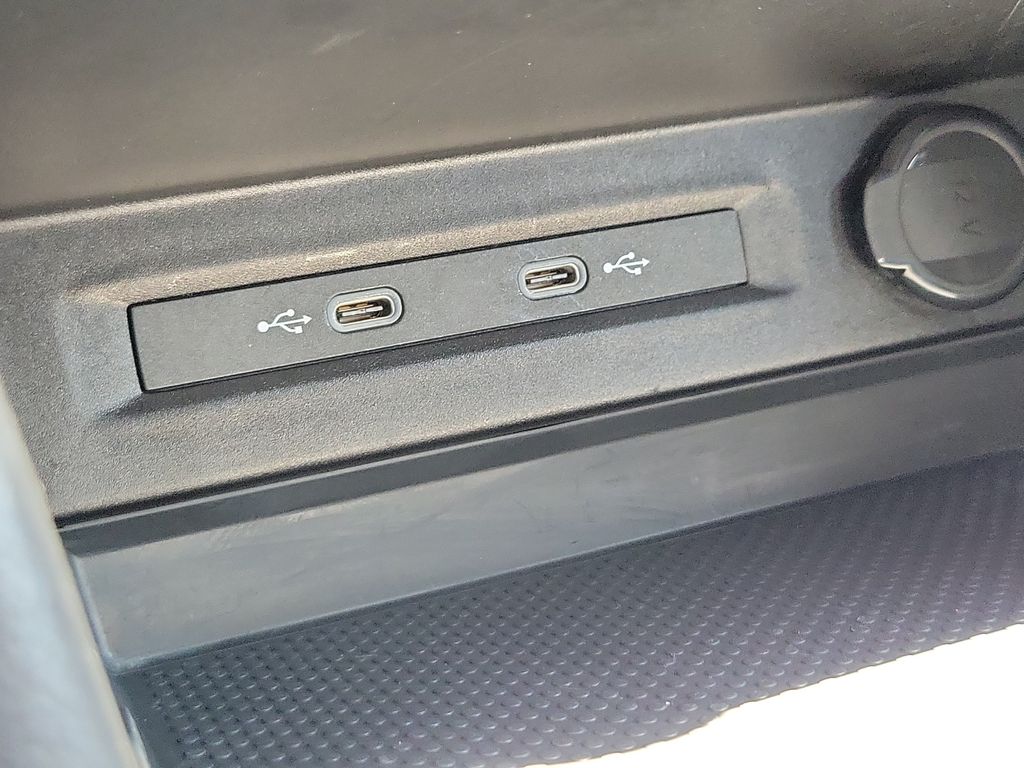 2024 Volkswagen Taos S - Photo 23