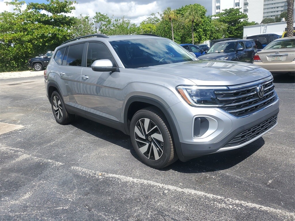 New 2025 Volkswagen Atlas 2.0T SE w/Technology SUV
