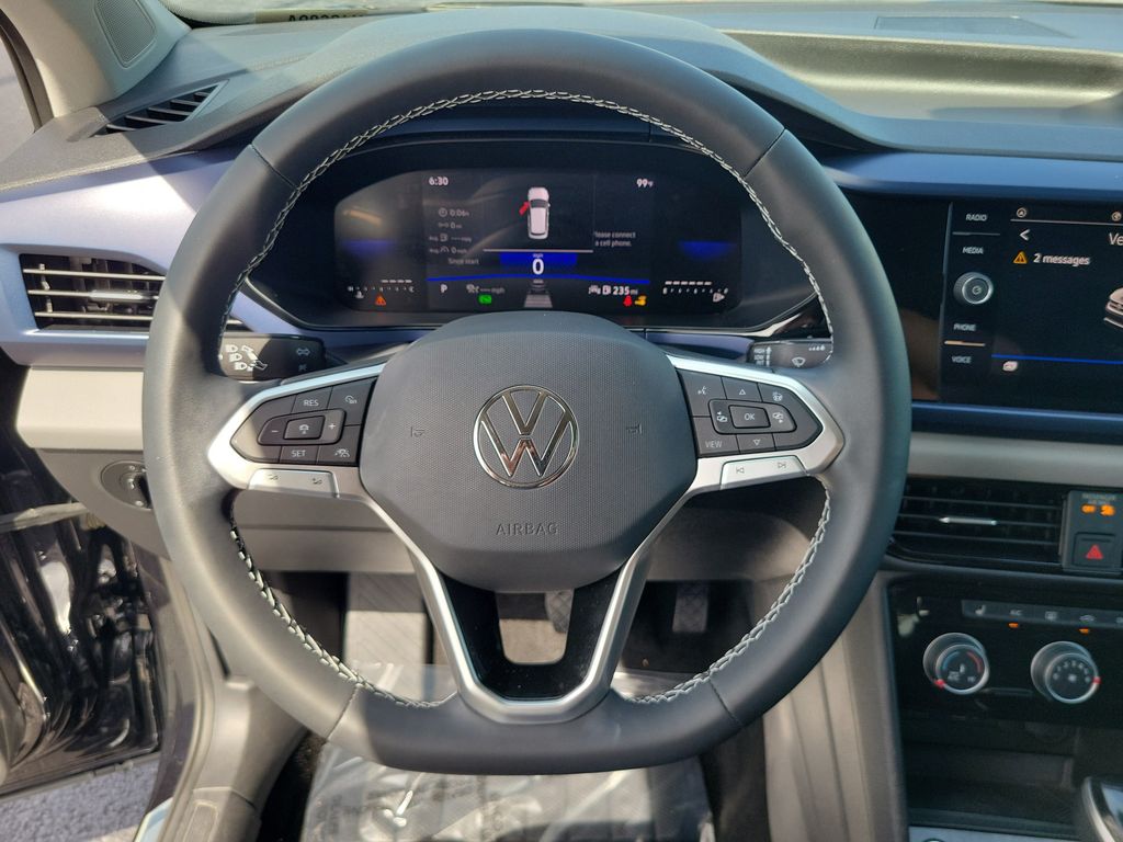 2023 Volkswagen Taos SE - Photo 18