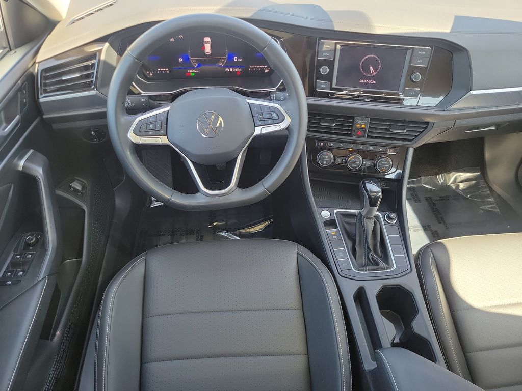 2024 Volkswagen Jetta SE - Photo 8