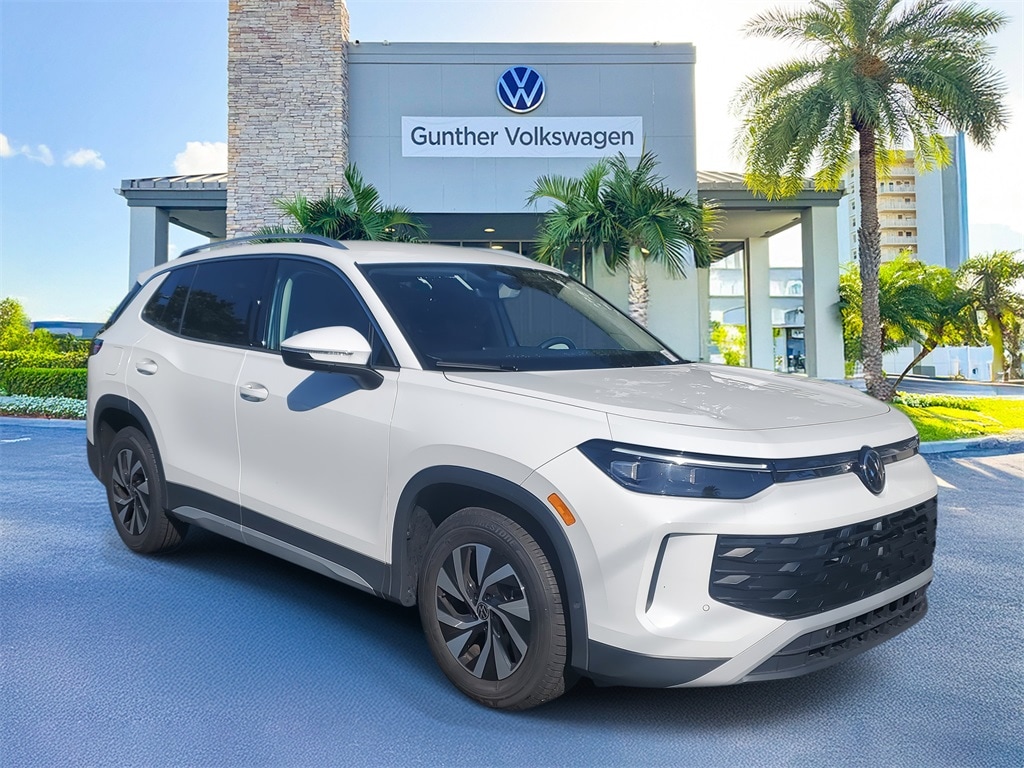 New 2025 Volkswagen Tiguan 2.0T S SUV