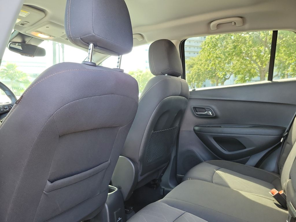 2020 Chevrolet Trax LT - Photo 9