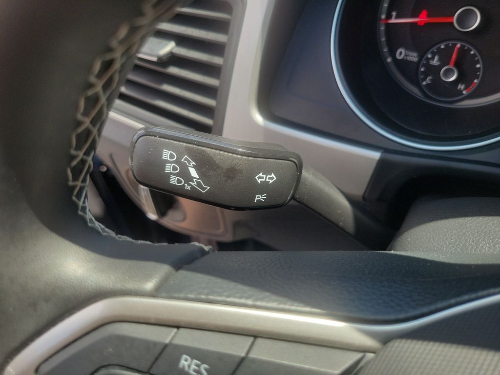 2021 Volkswagen Atlas Cross Sport SE w/Tech - Photo 25