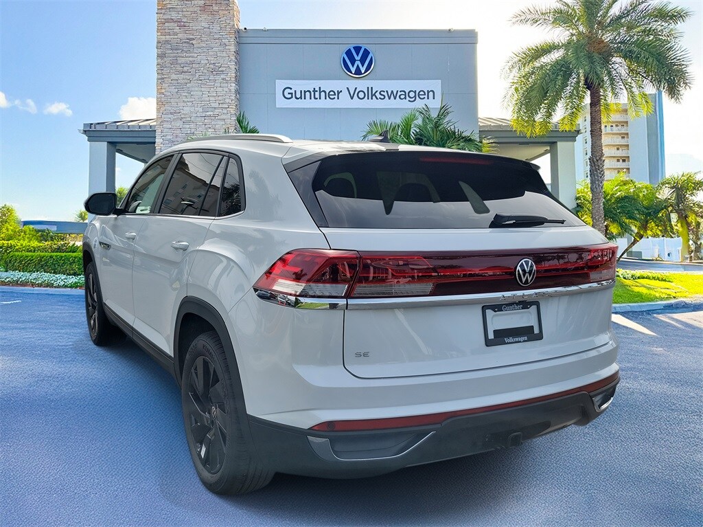 2026 Volkswagen Atlas Cross Sport SE Technology photo 4