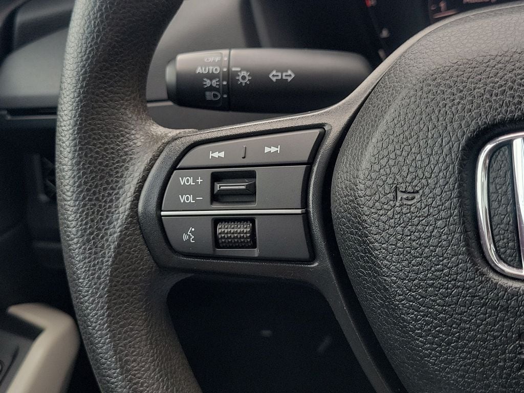 2025 Honda Accord SE - Photo 22