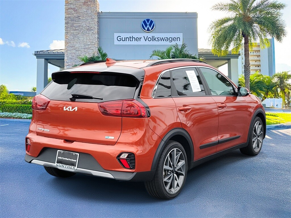 2022 Kia Niro Touring photo 3