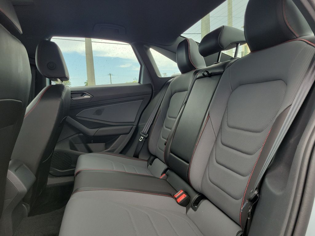 2026 Volkswagen Jetta GLI Autobahn - Photo 8