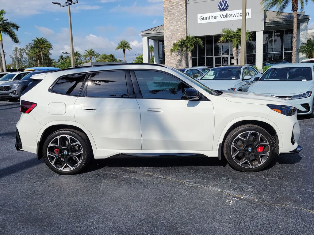 2025 BMW X1 M35i - Photo 8