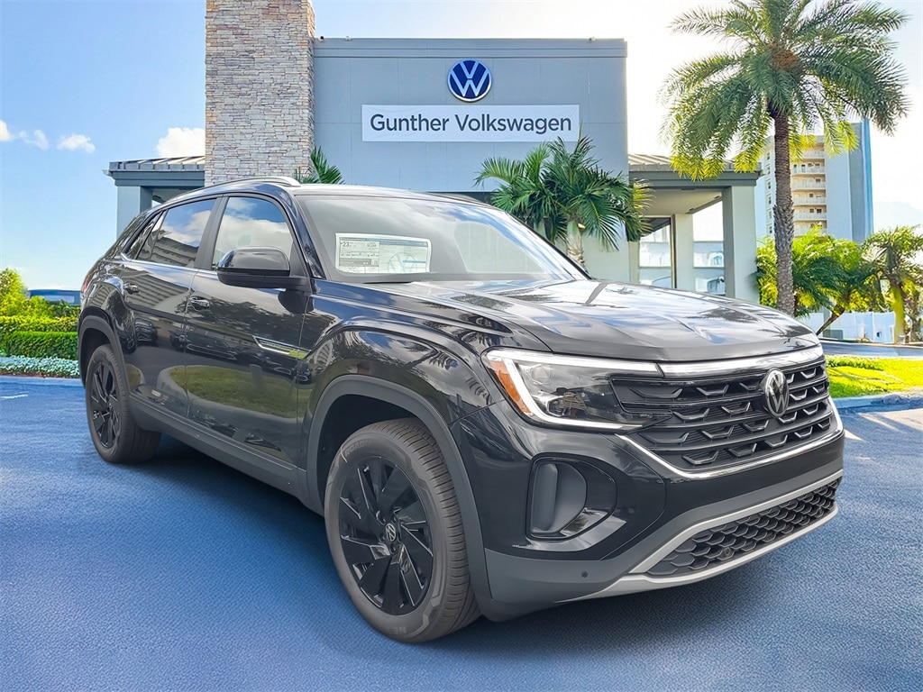 New 2026 Volkswagen Atlas Cross Sport 2.0T SE w/Technology SUV