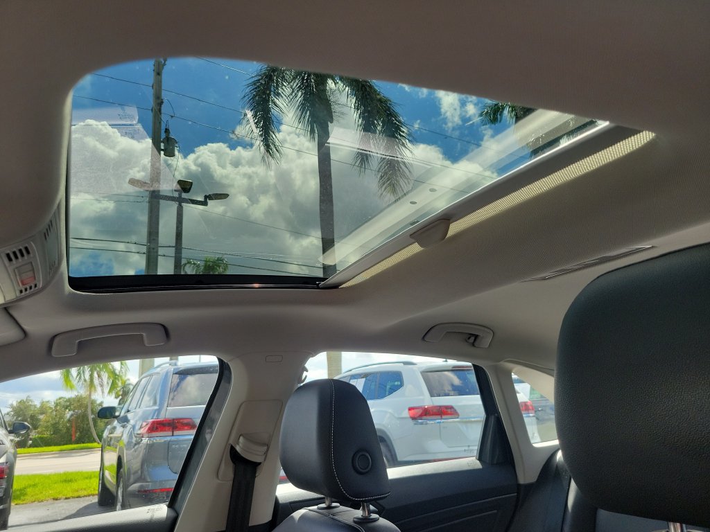 2023 Volkswagen Jetta SE - Photo 25