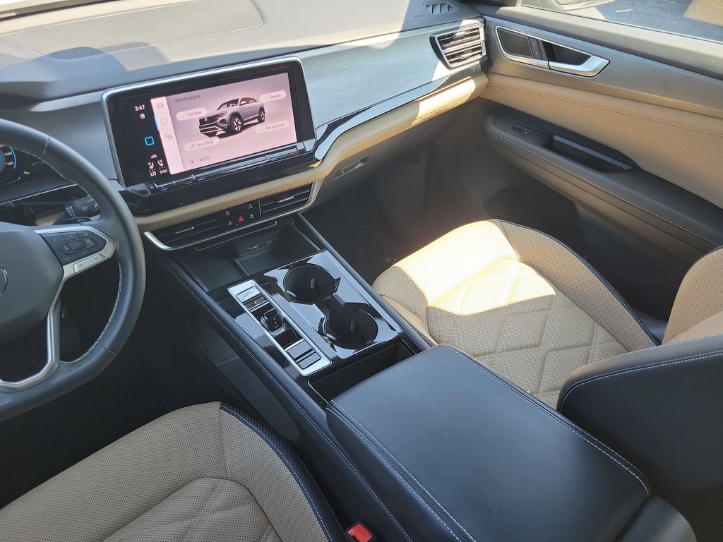 2024 Volkswagen Atlas Cross Sport SE w/Tech - Photo 11