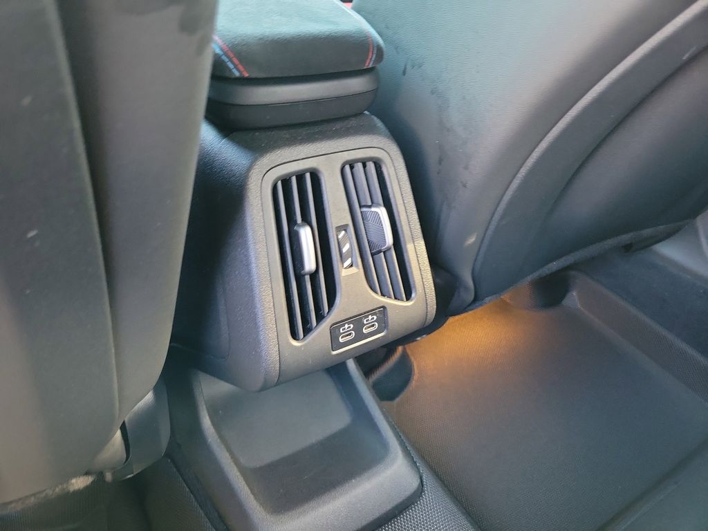 2025 BMW X1 M35i - Photo 16