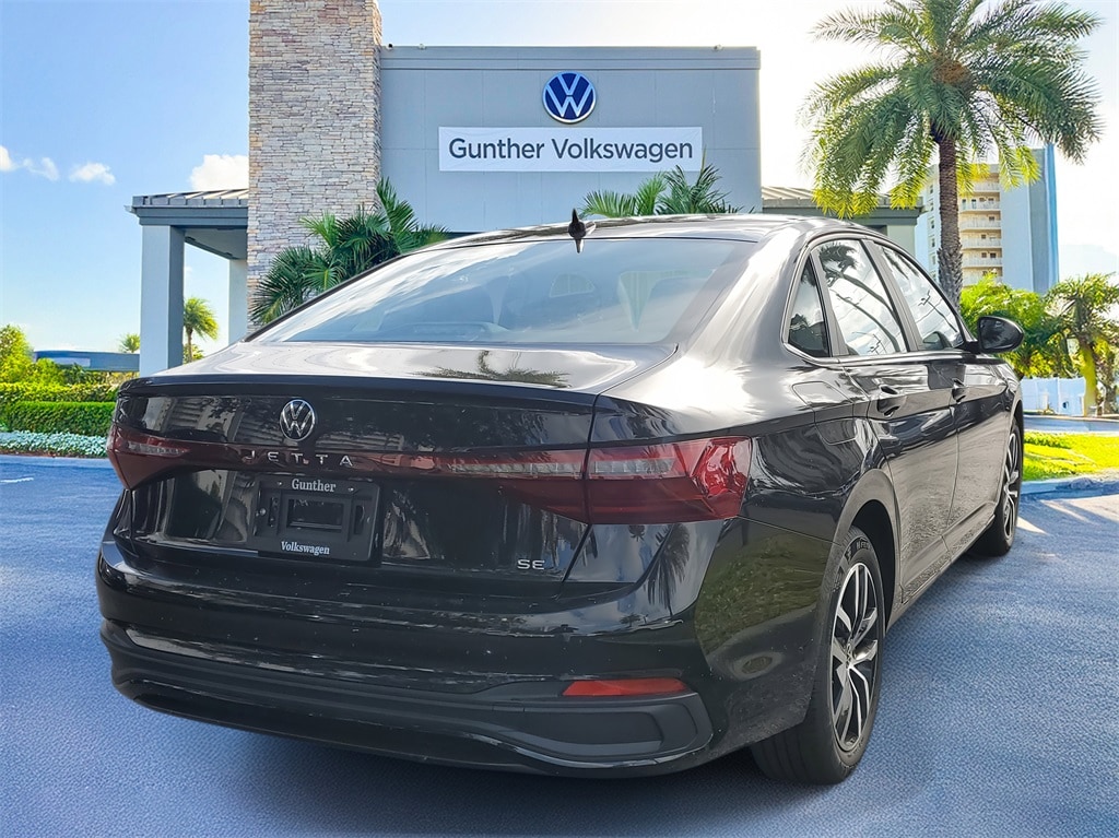 New 2026 Volkswagen Jetta 1.5T SE Sedan