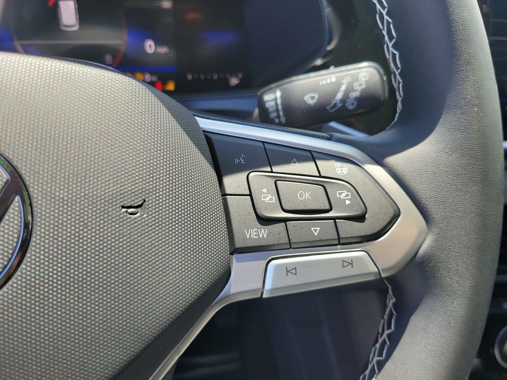 2023 Volkswagen Taos SE - Photo 22