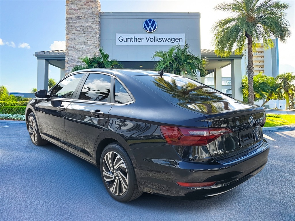 Used 2021 Volkswagen Jetta SEL Sedan