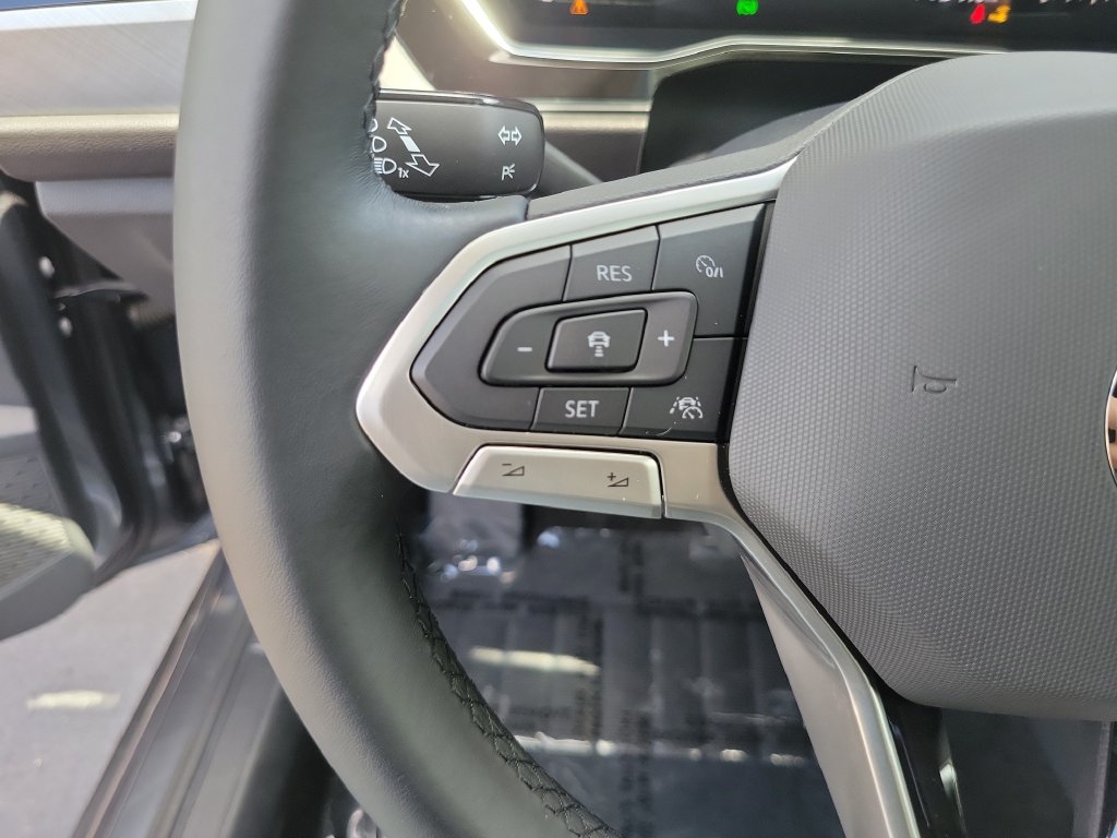 2023 Volkswagen Jetta SE - Photo 28