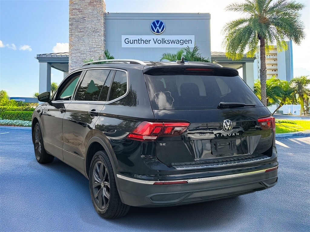 2022 Volkswagen Tiguan SE photo 4