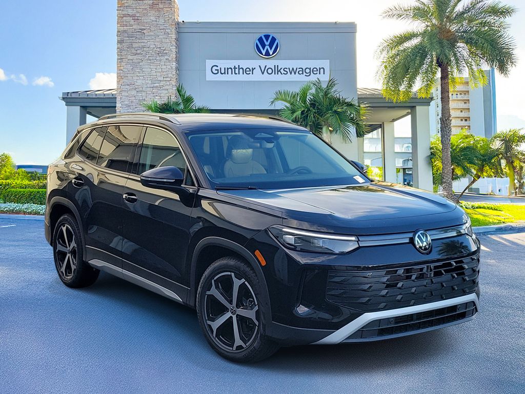 New 2026 Volkswagen Tiguan SE SUV