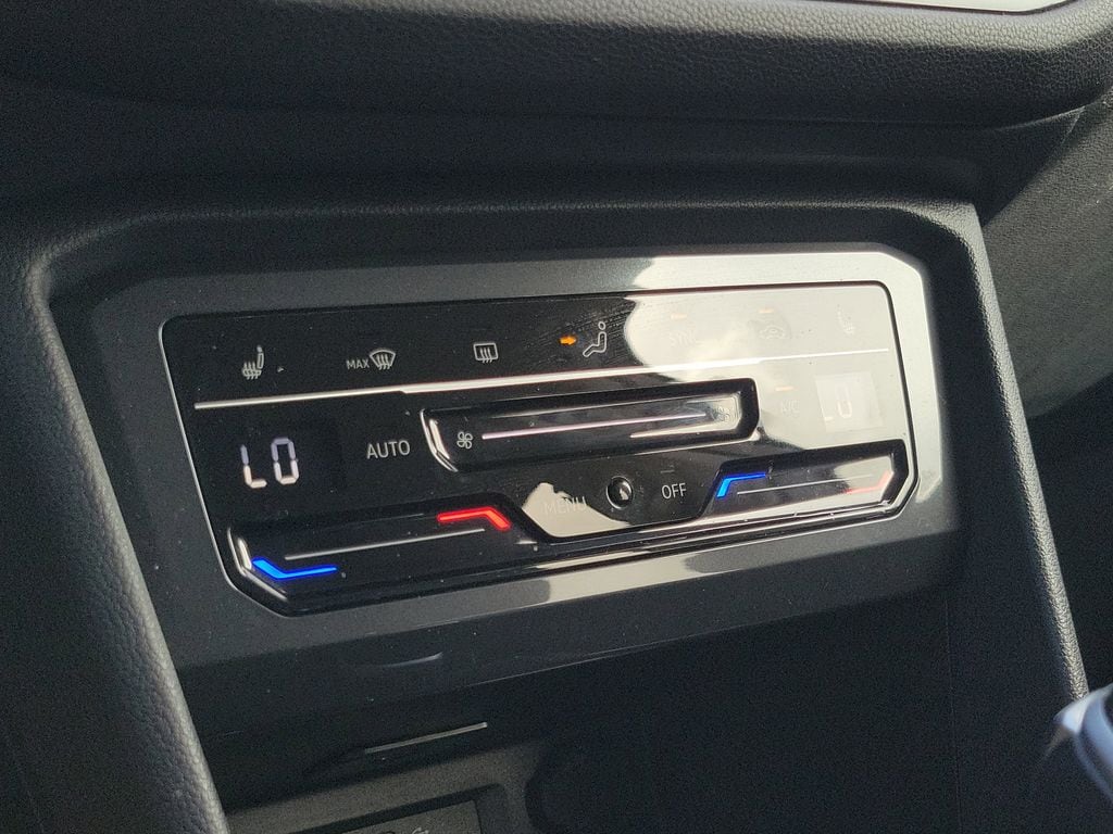 2024 Volkswagen Tiguan SE - Photo 27