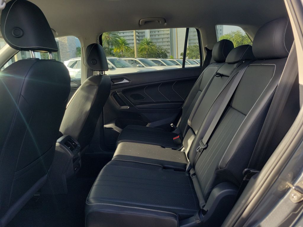 2023 Volkswagen Tiguan SE - Photo 8