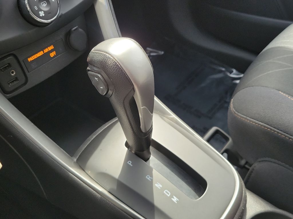 2020 Chevrolet Trax LT - Photo 27