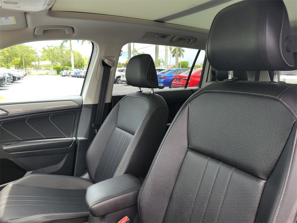 2022 Volkswagen Tiguan SE photo 4