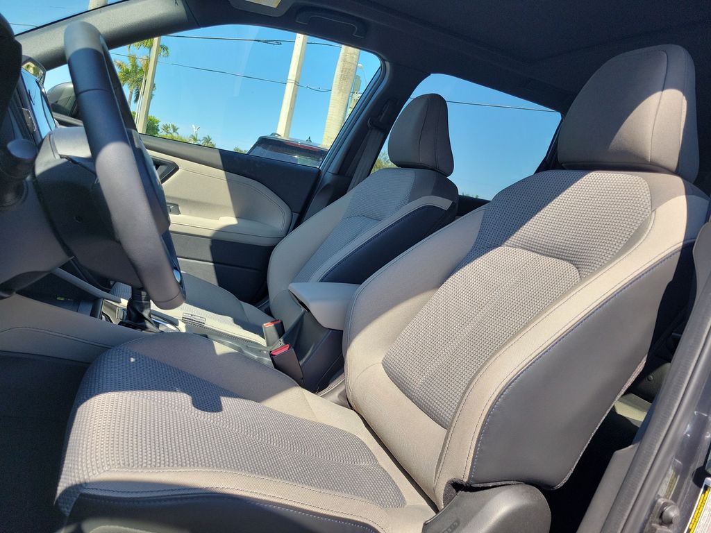 2025 Subaru Forester Premium - Photo 13