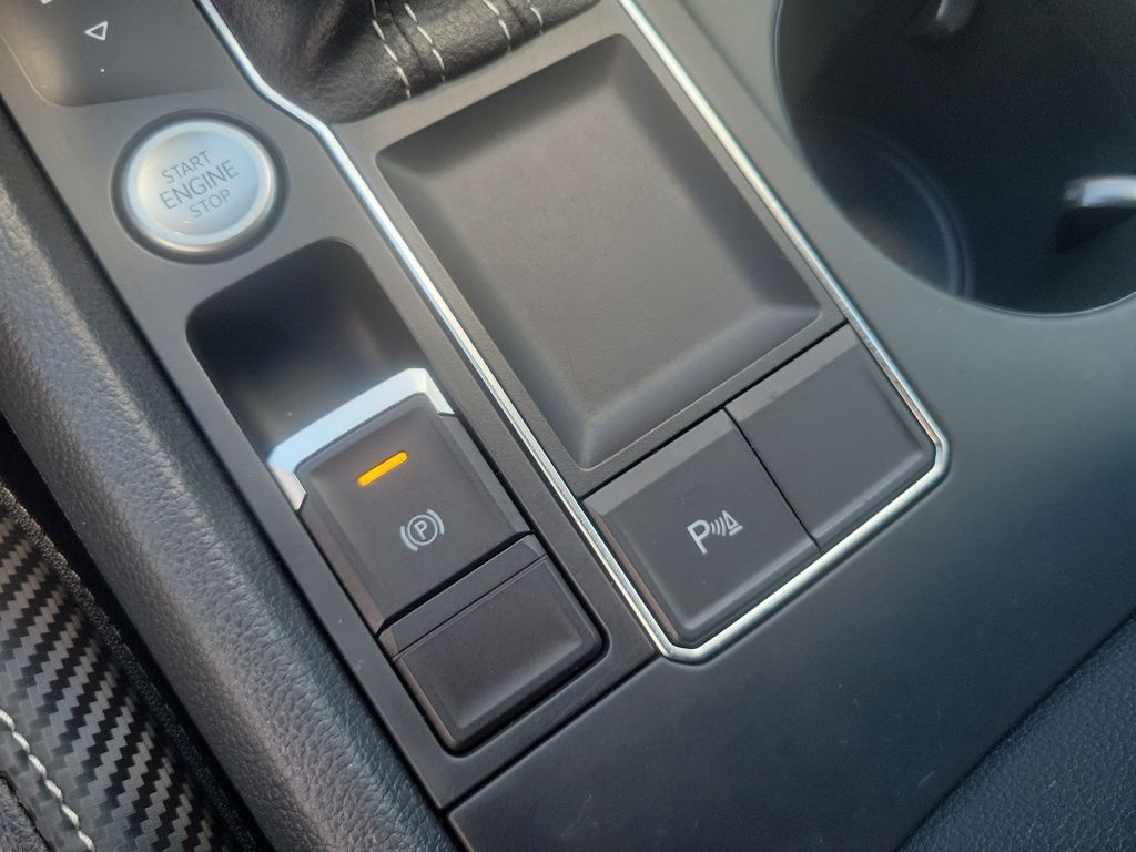 2021 Volkswagen Atlas Cross Sport SE w/Tech - Photo 31
