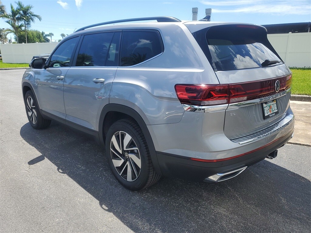 New 2025 Volkswagen Atlas 2.0T SE w/Technology SUV