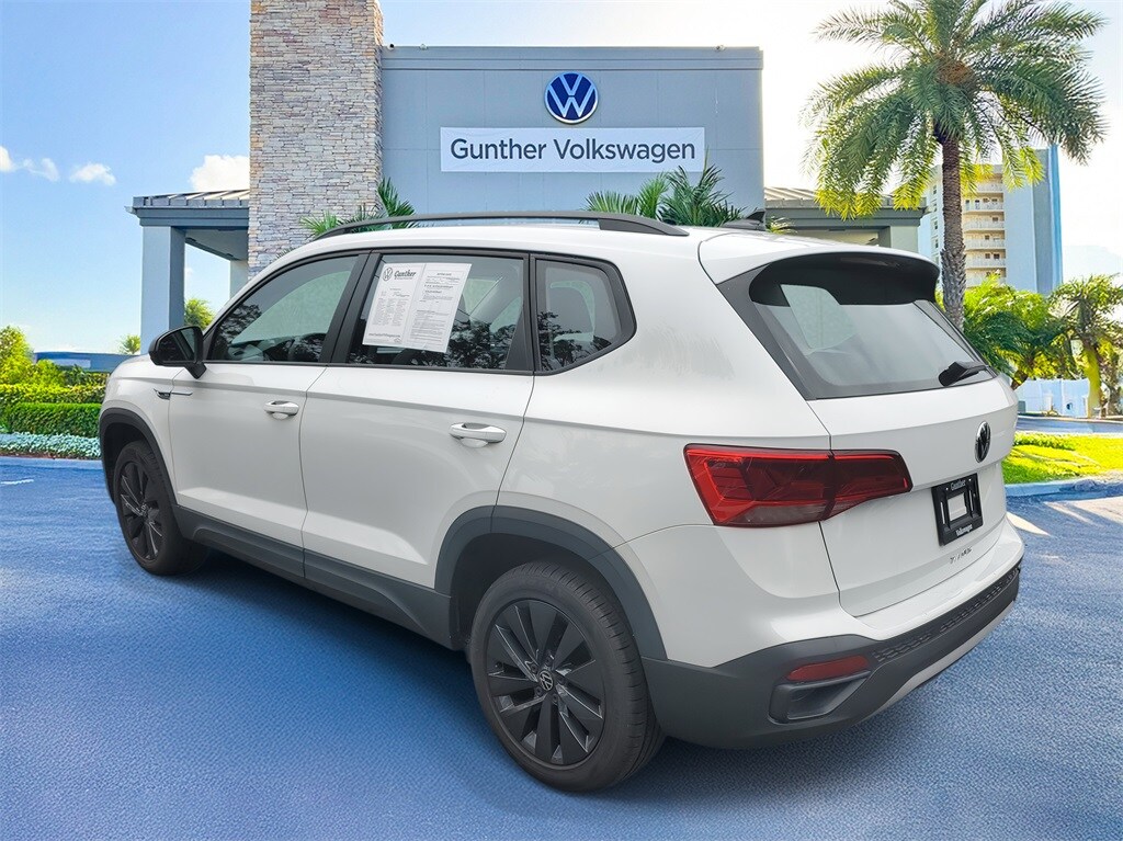 2022 Volkswagen Taos S photo 4