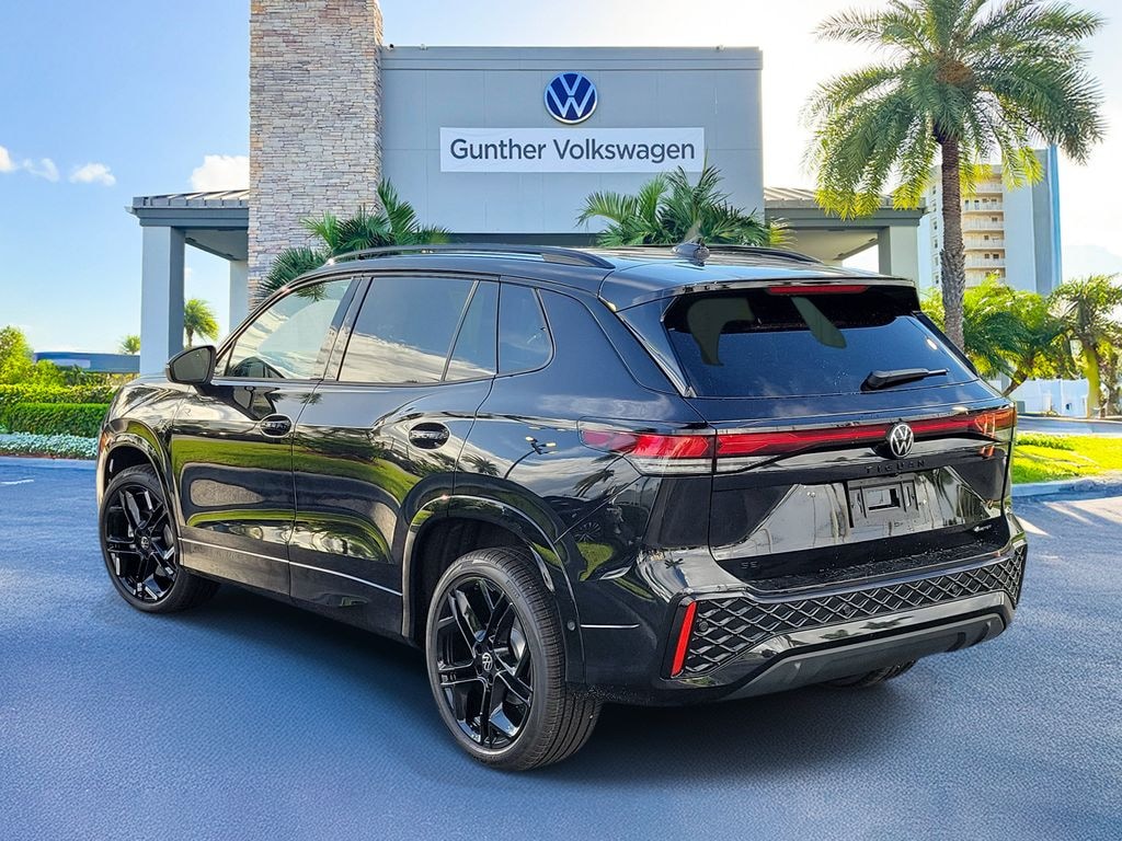 New 2026 Volkswagen Tiguan 2.0T SE R-Line Black SUV