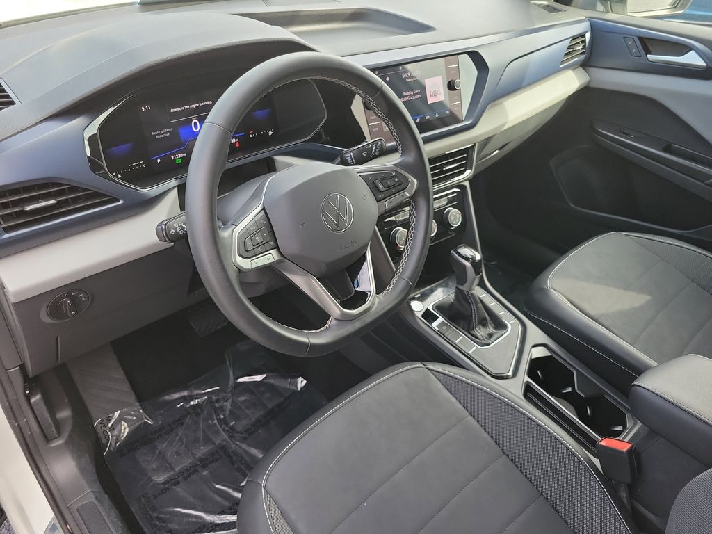 2023 Volkswagen Taos SE - Photo 15