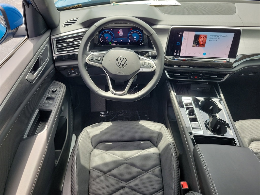 2025 Volkswagen Atlas Cross Sport SE w/Tech - Photo 9