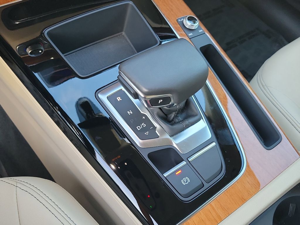 2023 Audi Q5 Premium - Photo 29