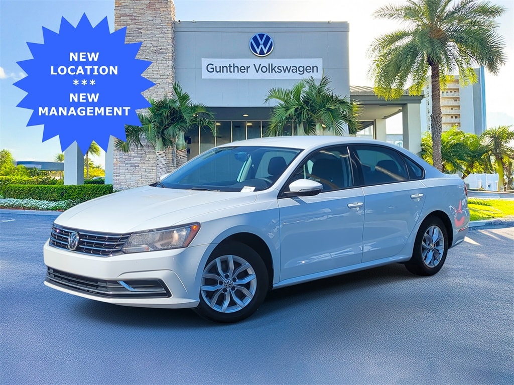 2018 Volkswagen Passat S