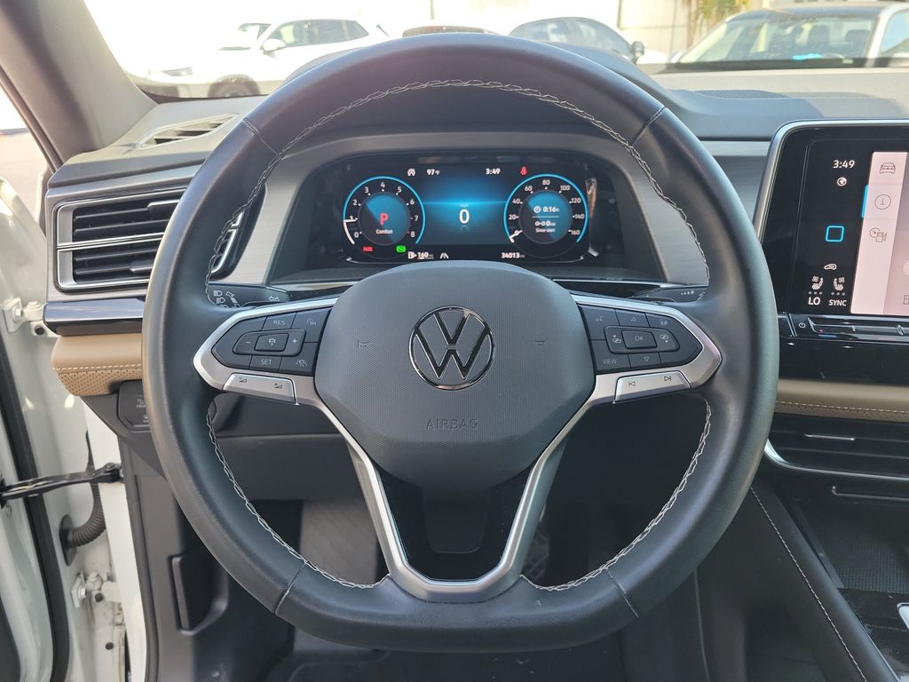 2024 Volkswagen Atlas Cross Sport SE w/Tech - Photo 21