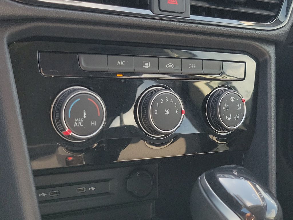 2023 Volkswagen Taos S - Photo 28